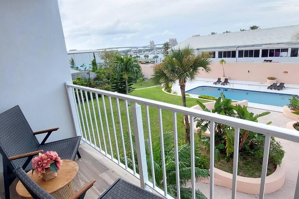 Nassau Harbour Cozy 2 Bedroom Condo Extérieur photo